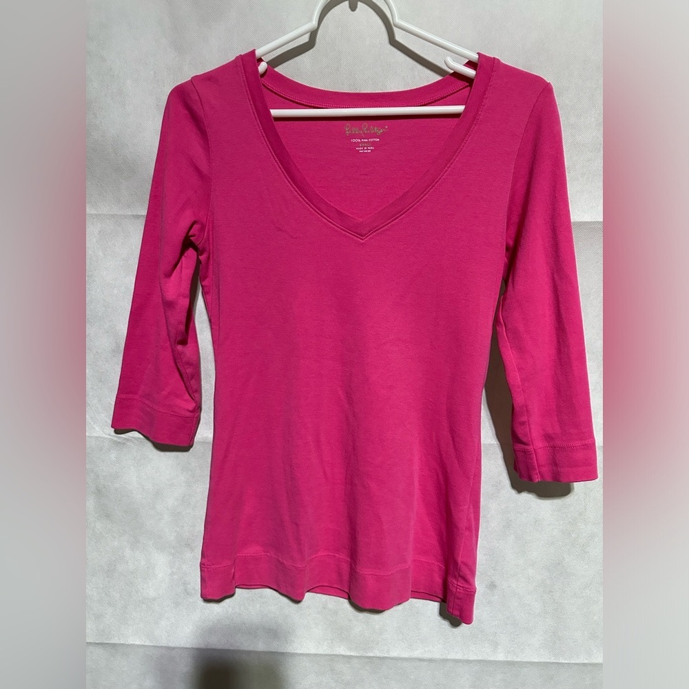 Lilly Pulitzer Hot Pink V-Neck 3/4 Sleeve Top